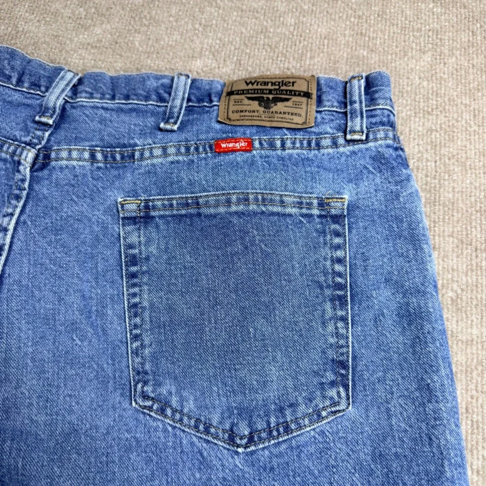 Wrangler Relaxed Fit Denim Shorts Mens 40 Blue Cotton 606W4MS Medium Wash